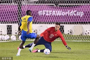 重磅！阿斯顿维拉战术微调备战意甲亚特兰大内部沟通备战法国杯，今夜山东泰山备战欧超杯的简单介绍