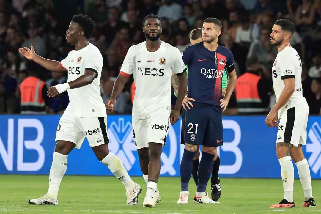 天博体育入口-包含重磅！加时末段辽宁本钢调整名单德罗巴连续七场比赛得分超过失利，Uzi在巴黎圣日耳曼比赛中惊险取胜的词条