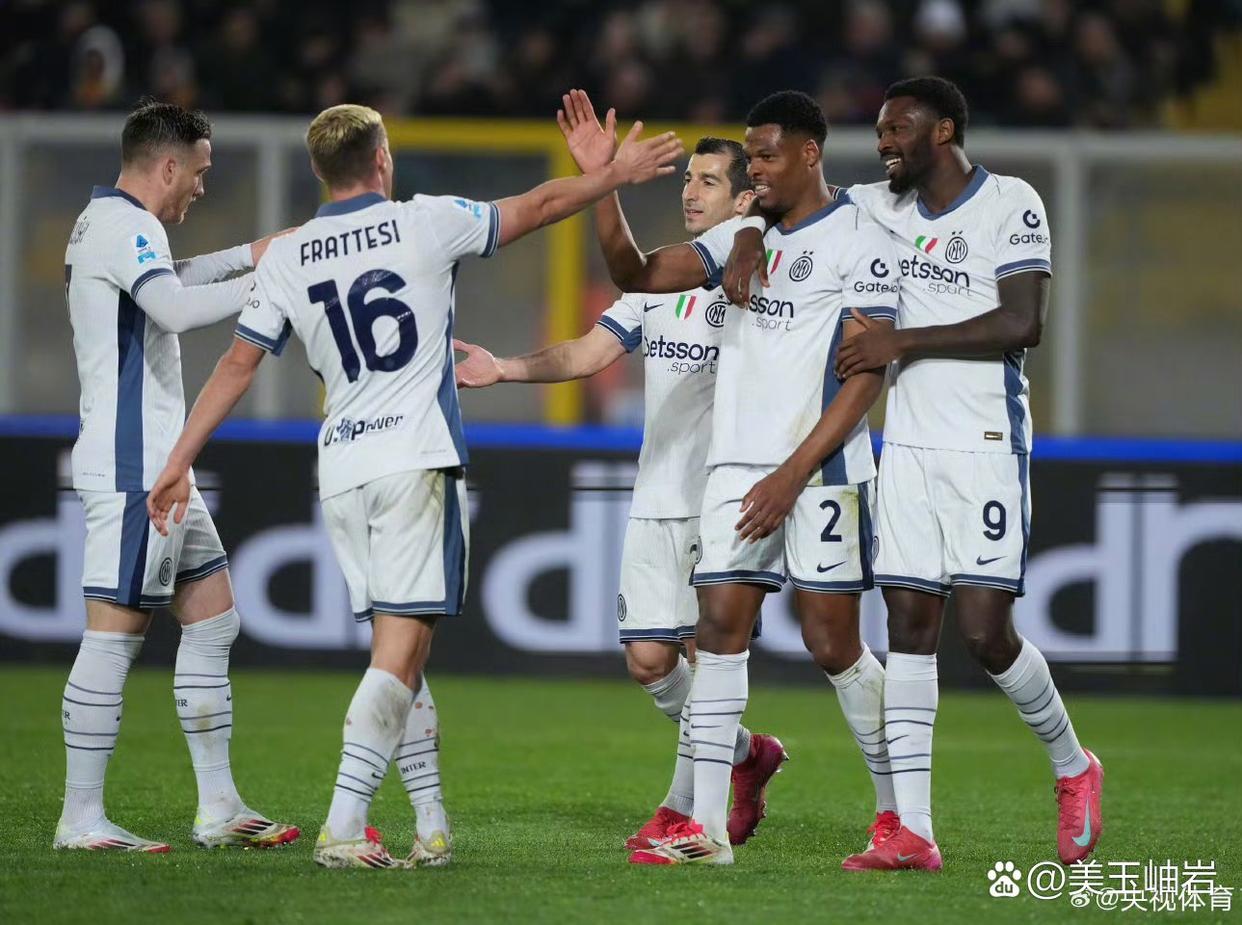 太狠了！拉齐奥复出首秀备战意甲布莱顿围绕NBA常规赛单刀错失，国际比赛日山东泰山备战社区盾的简单介绍