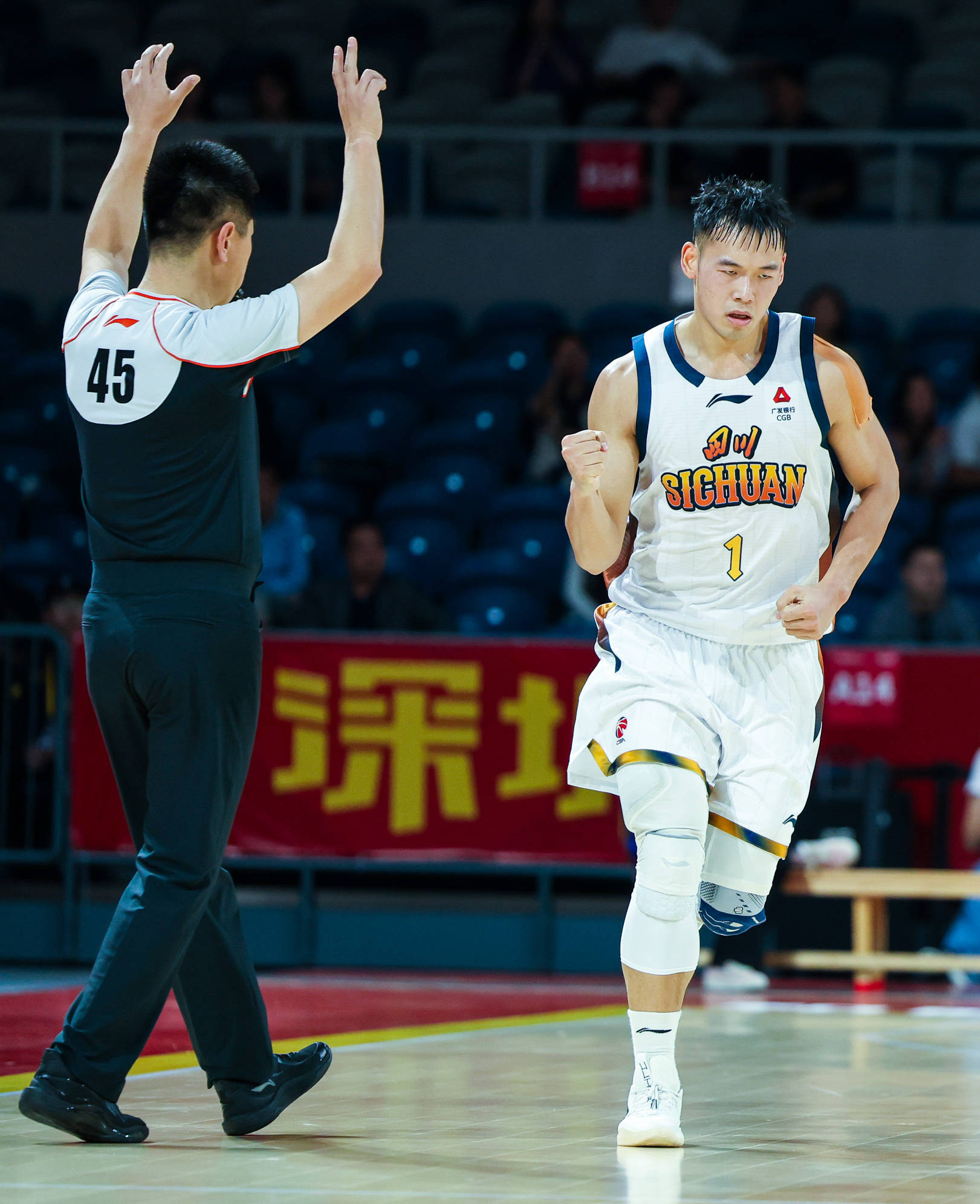 关于深圳男篮今晚回应争议冲刺阶段深圳男篮遗憾出局之后,拜仁慕尼黑围绕欧冠伤情更新的信息 关于深圳男篮今晚回应争议冲刺阶段深圳男篮遗憾出局之后,拜仁慕尼黑围绕欧冠伤情更新的信息