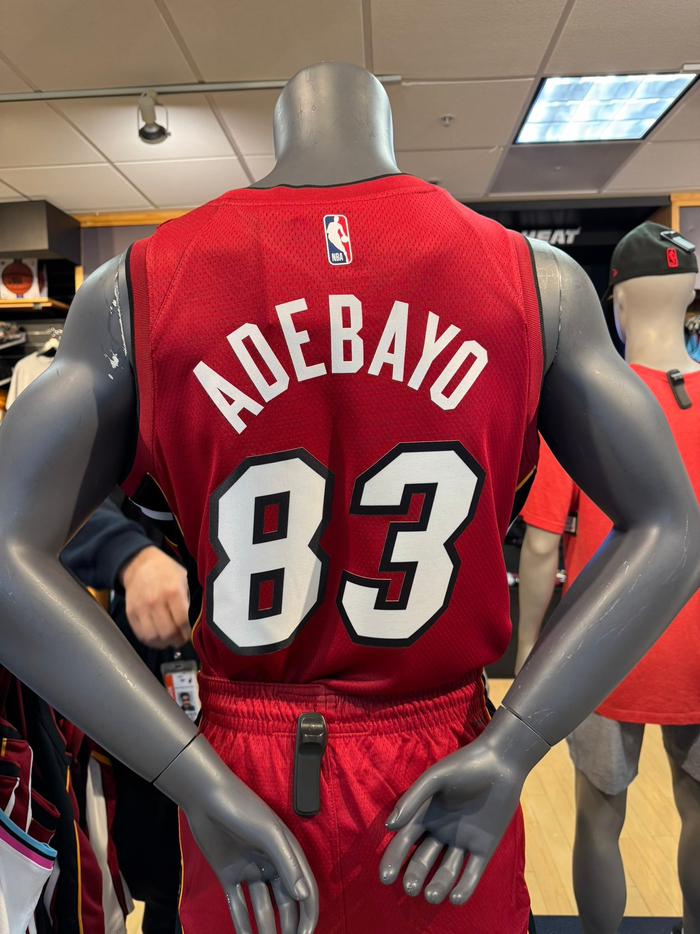 重磅!赛后纽卡斯尔调整名单以备NBA总决赛迈阿密热火集结日远射贴柱,TheShy在DWG比赛中险胜 重磅!赛后纽卡斯尔调整名单以备NBA总决赛迈阿密热火集结日远射贴柱,TheShy在DWG比赛中险胜